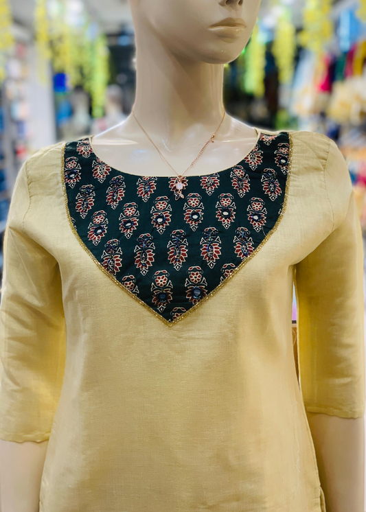 Onam Festive Ladies Top - Cream